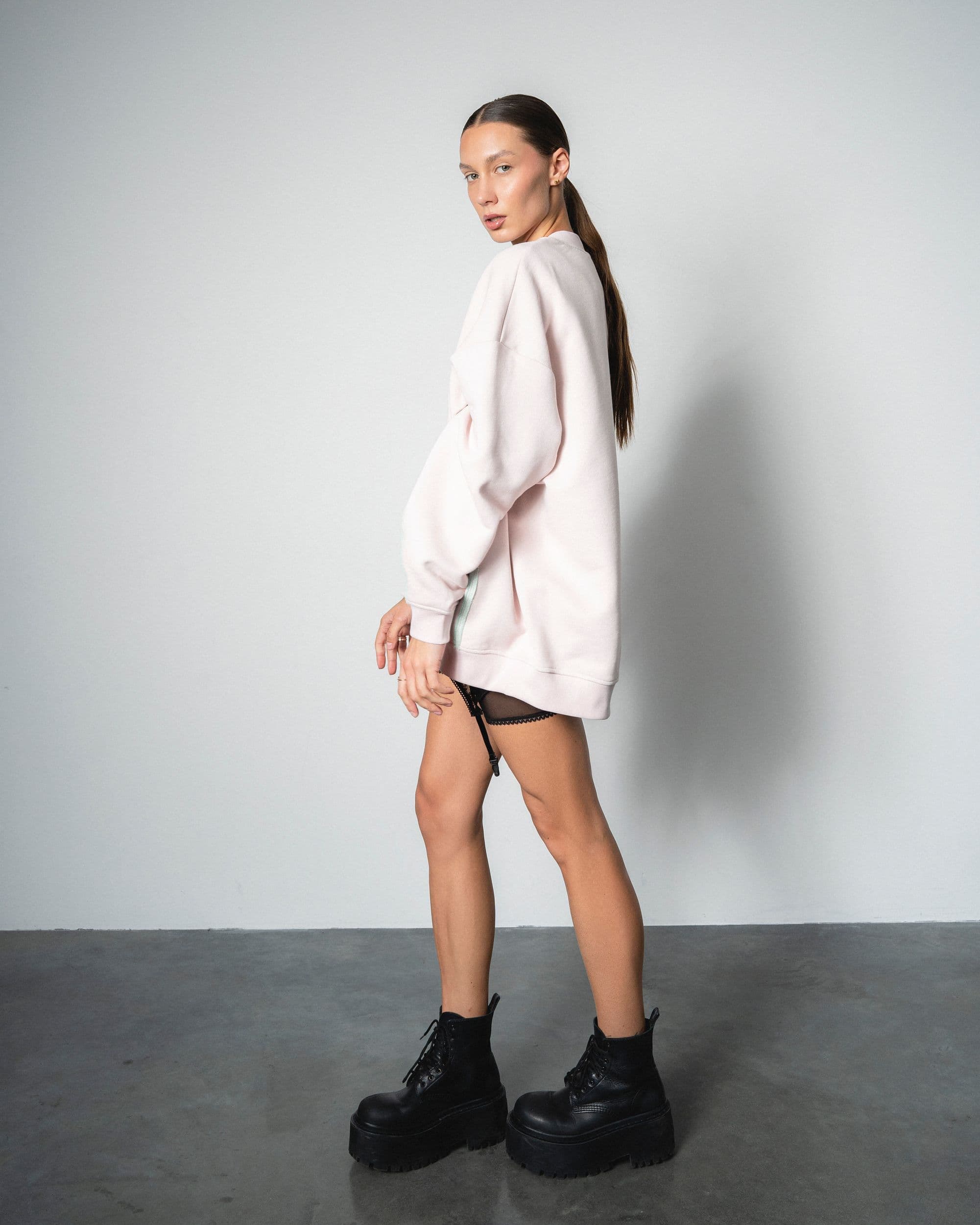 Sweatshirt №3