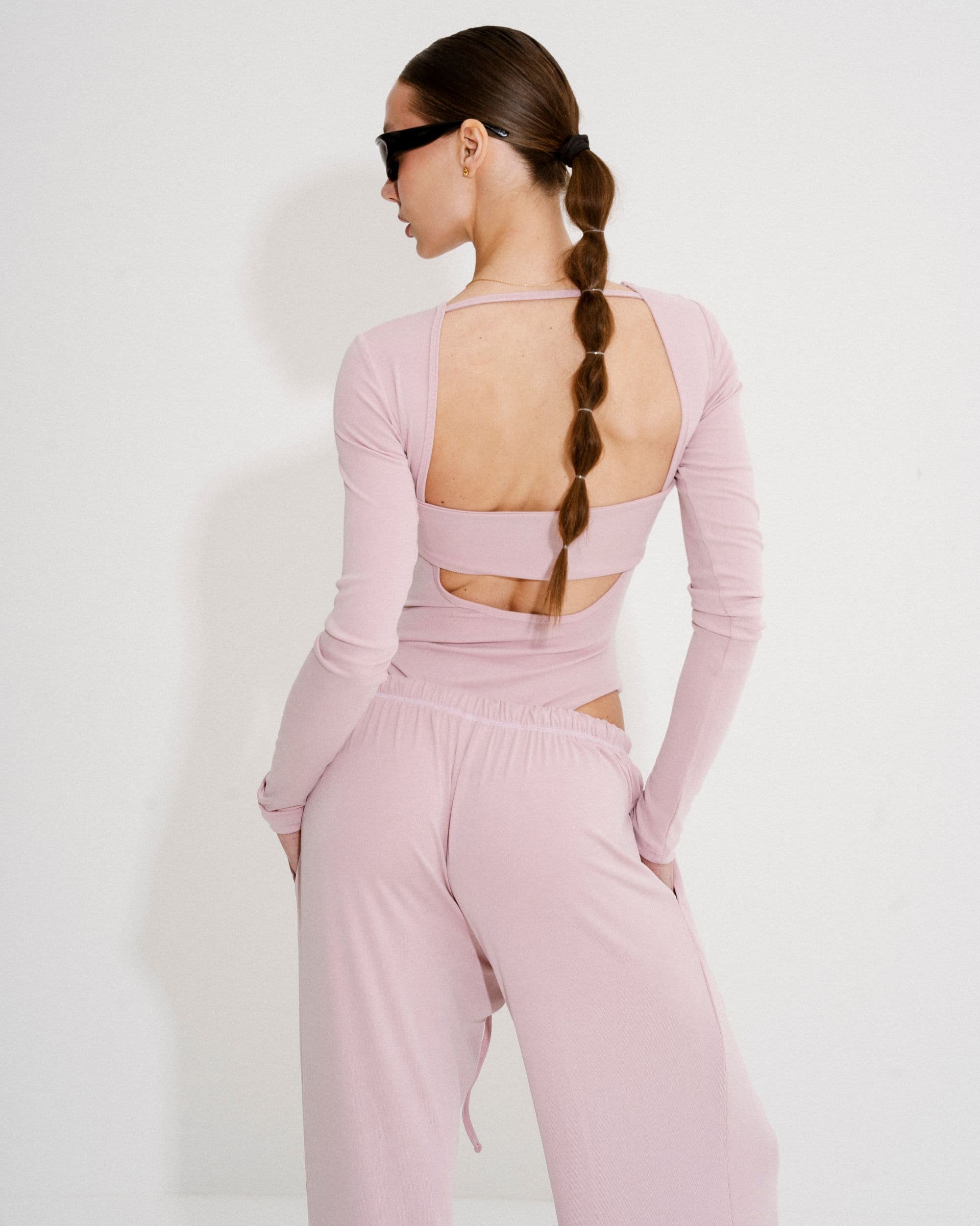 Лонгслив Bandage №1 с открытой спиной