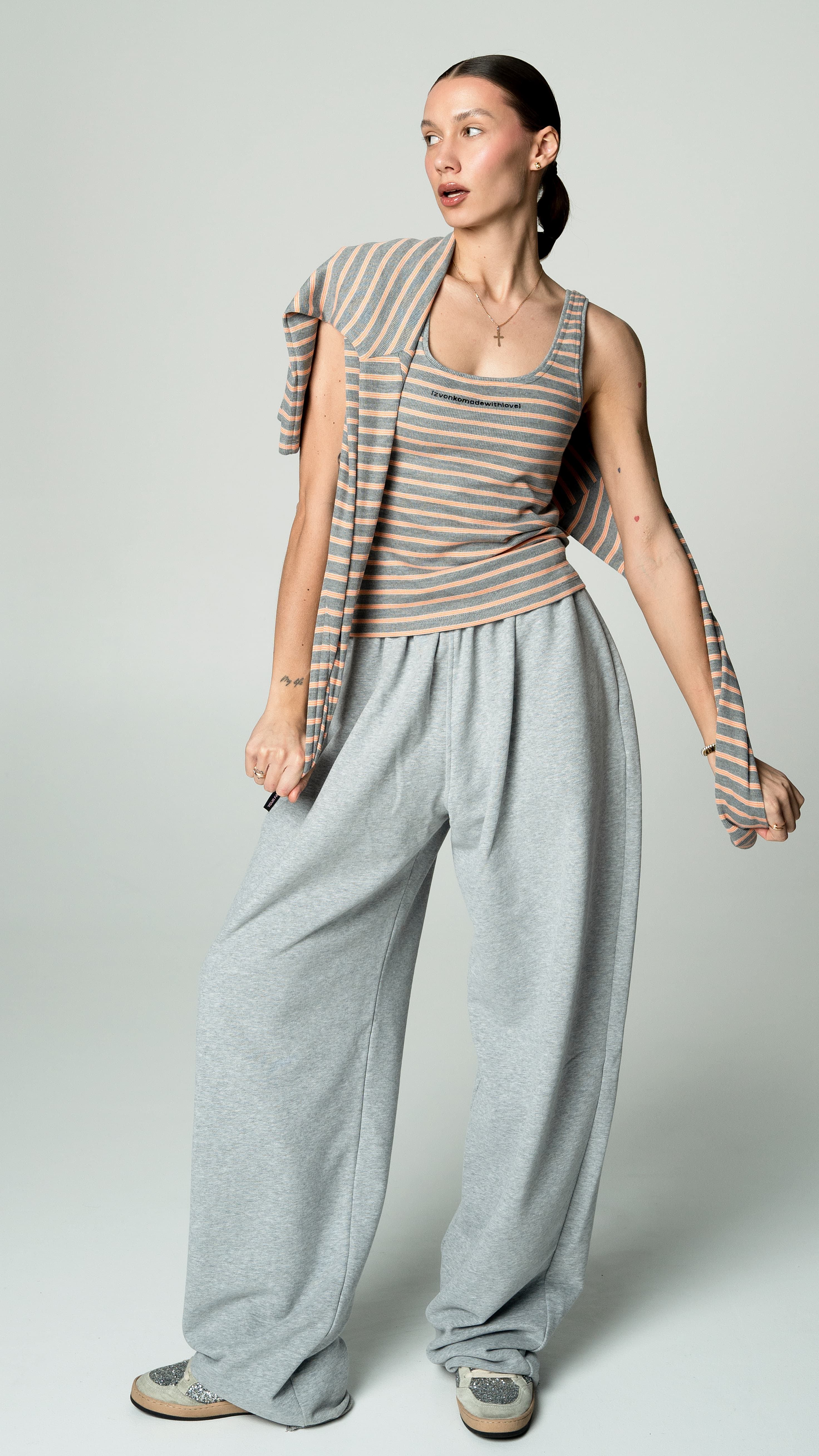 Футболка alcoholic